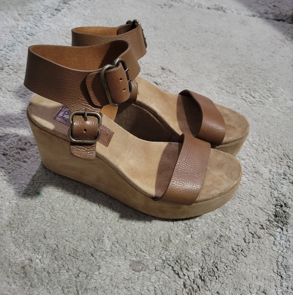 Pedro Garcia wedges size 39